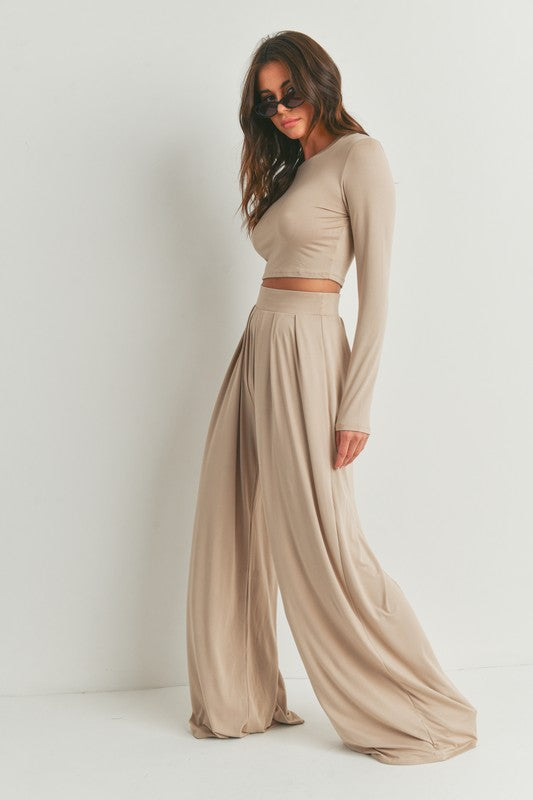 Mary Noon 2-Piece Set