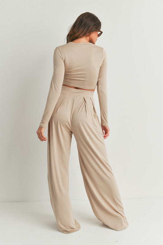 Mary Noon 2-Piece Set